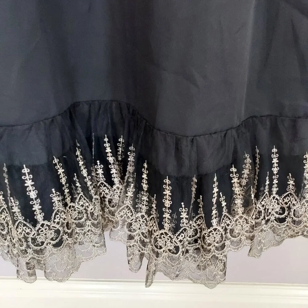 Tuckernuck size xxl